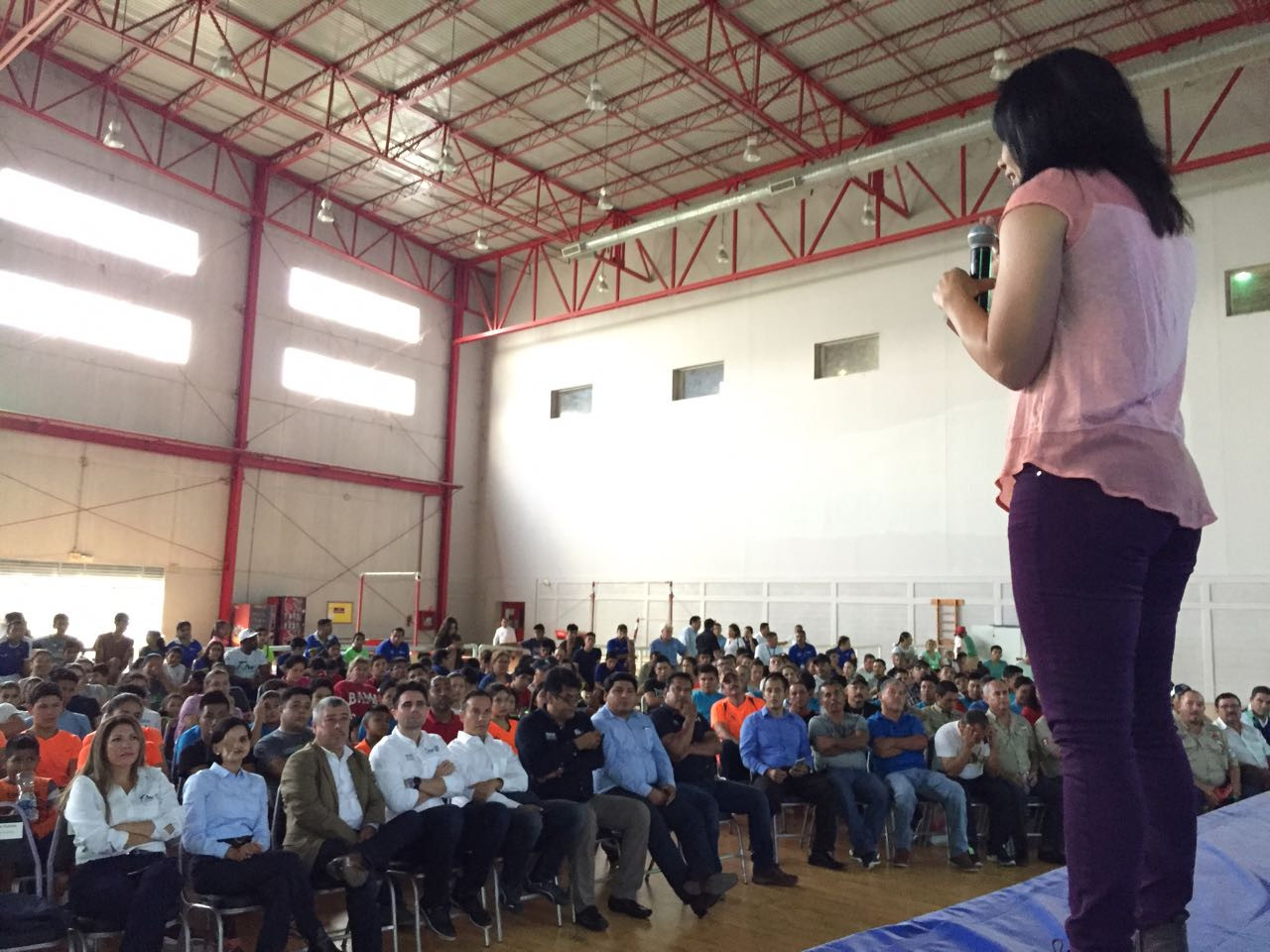 Motiva Jackie Nava a deportistas de Matamoros