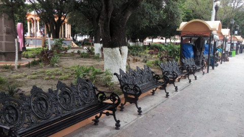 Cabildo va contra responsables de la obra de la plaza principal