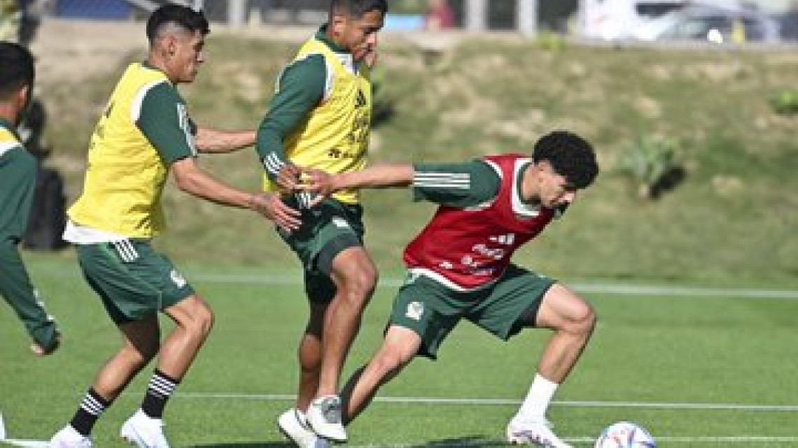 México prepara amistoso ante Camerún