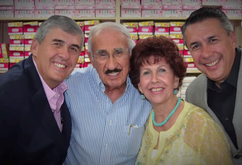 Fallece fundador de la zapatería “El Gallo”, Don Eladio Garza 