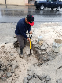 Reparó COMAPA fugas de agua potable en la colonia La Cañada
