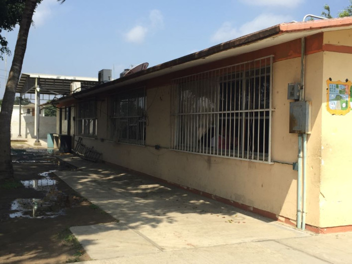 Padres de familia y maestros deben organizarse para cuidar escuelas