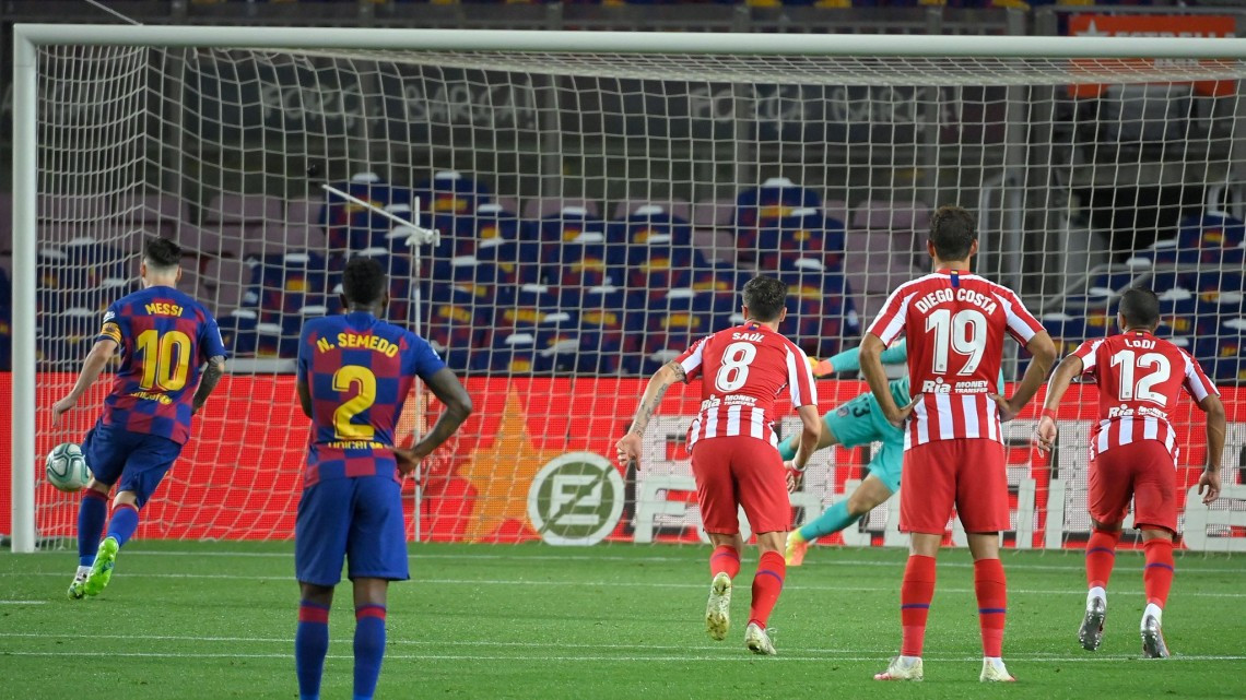 Llegó el gol 700 para Messi 