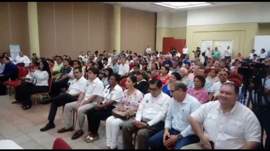 Realizan segunda reunión con los consejos vecinales