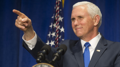 Mike Pence reitera apoyo a Juan Guaidó