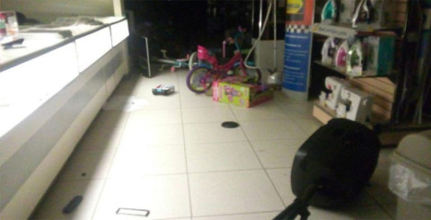 Detienen a seis por saqueo a tienda departamental en Oaxaca