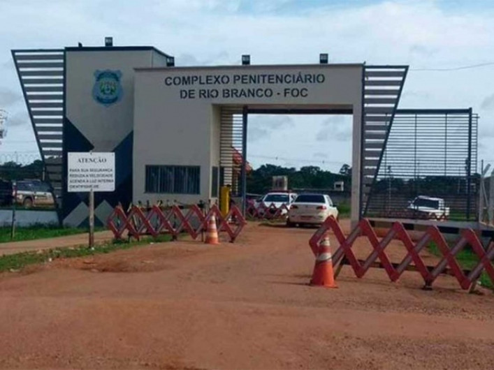 Escapan reos en Acre vinculados a organización criminal