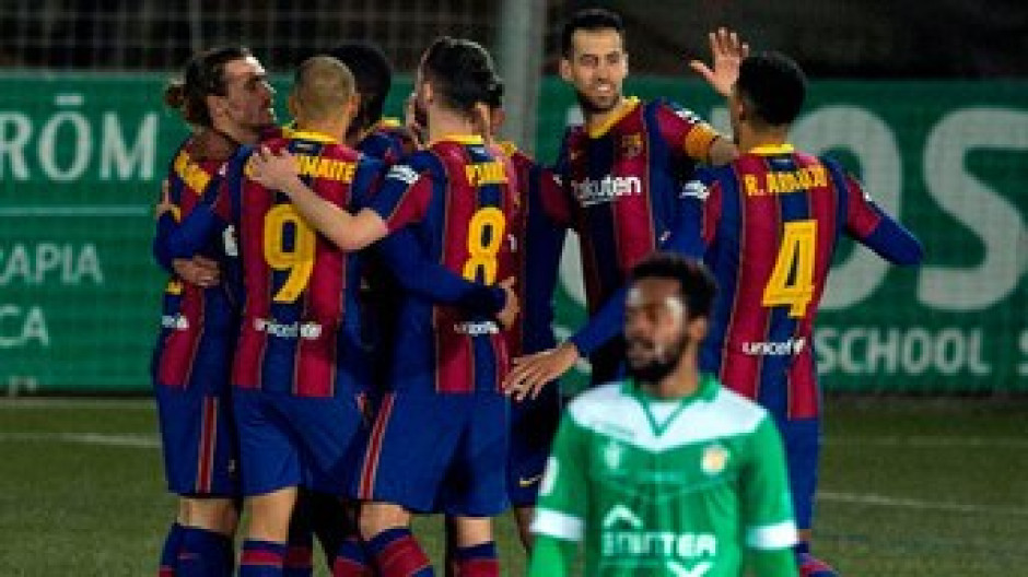 Sufre el Barcelona para ganar en copa