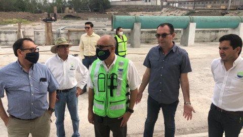 Personal de la JAD recorre obras para que la población cuente con buen servicio de agua durante la cuarentena