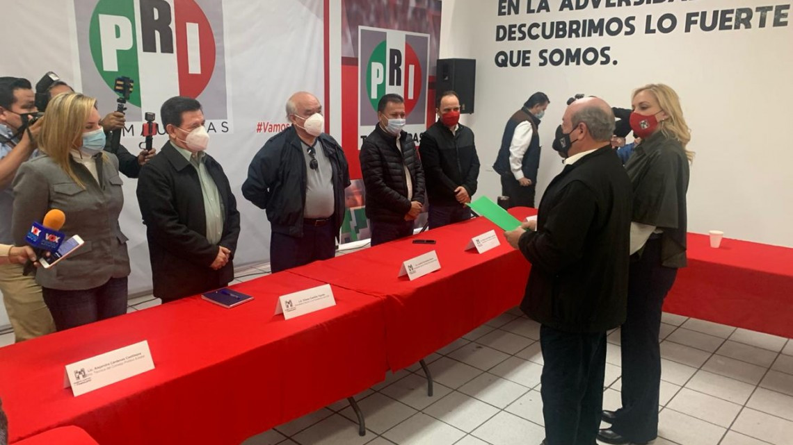 Va Enrique Cárdenas por la candidatura del quinto distrito