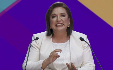 Xóchitl Gálvez pide al INE cancelar “Las Mañaneras” de AMLO
