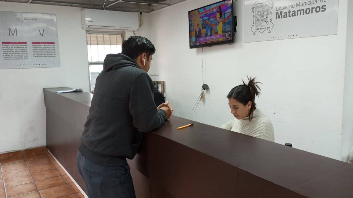 La oficina enlace de la SRE llama a la ciudadanía a evitar fraudes en la emisión de pasaportes