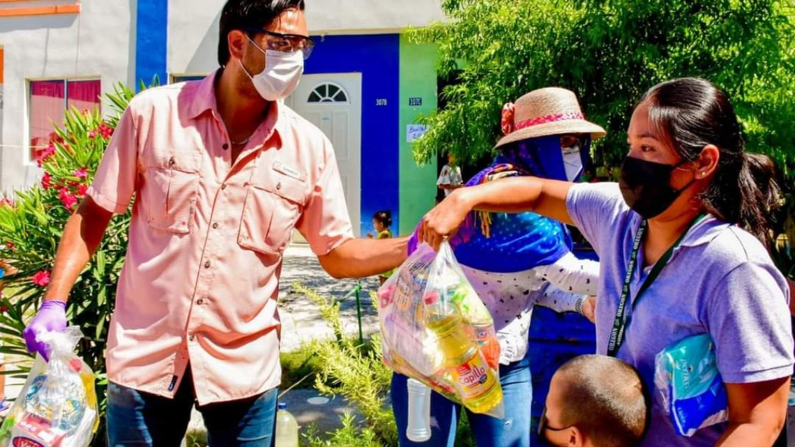 Responde Voluntariado DIF a familias de la colonia Miravalle