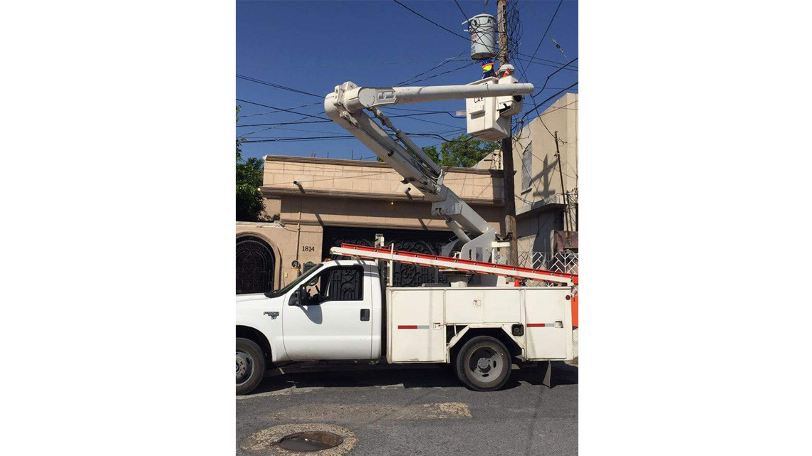  Servicios Públicos Primarios repara luminarias