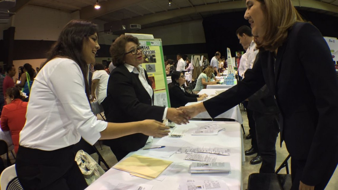 Inauguran la 5ª feria nacional del empleo en Matamoros 