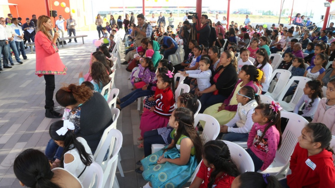 Festejan 102 niños su 'Cumpleaños del Mes'