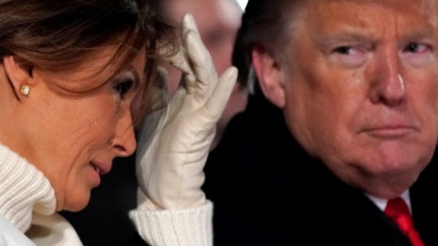 Melania Trump es captada llorando en encendido de árbol de Navidad