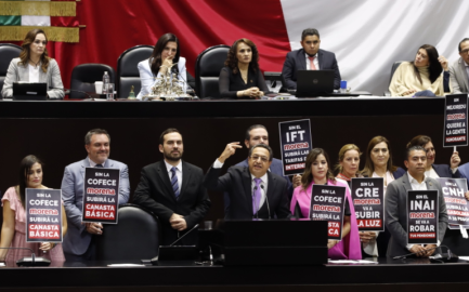 Diputados aprueban en lo general la desaparición de siete organismos autónomos 