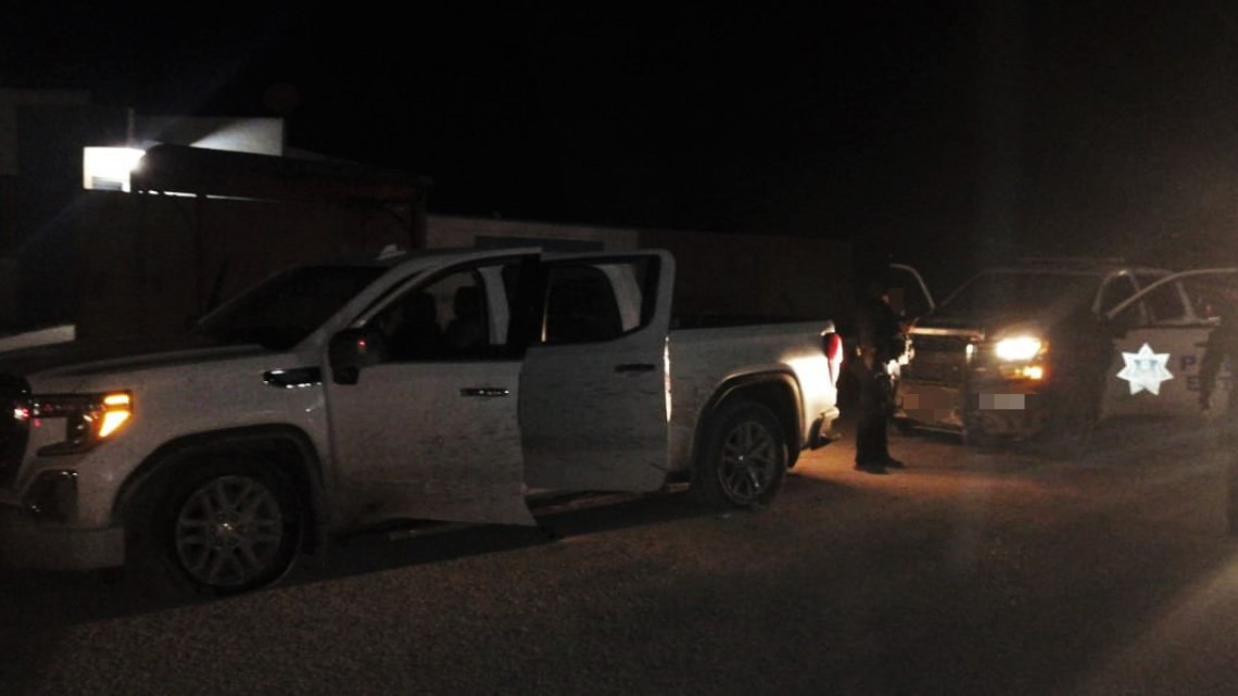 Elementos de la Policía Estatal aseguraron una camioneta con blindaje artesanal