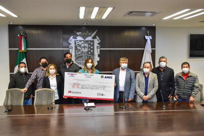 Reciben DIF Reynosa y Ayuntamiento donación de AMIC