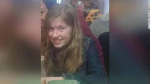 Niña de 13 años desaparece, sus padres fueron hallados muertos