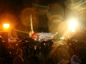 Al menos 17 muertos en India por accidente de avión