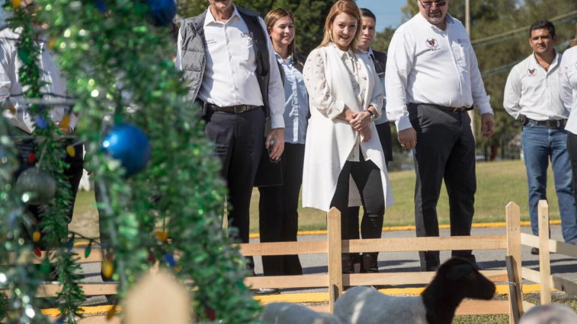 Presidenta de DIF Tamaulipas recorre instalaciones de la FMVZ