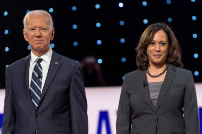 Niño cubano pide a Joe Biden y Kamala Harris que ayuden a su padre detenido en la frontera
