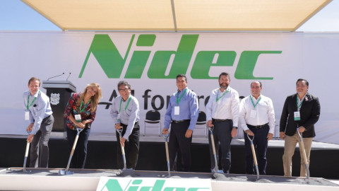 La mejor manera de combatir la pobreza, es generando riqueza: FGCDV