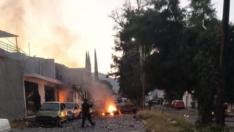 Estalla coche bomba frente a edificio de la Policía de Acámbaro, Guanajuato