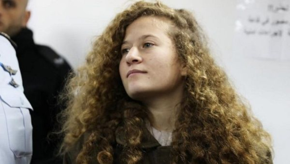 La adolescente palestina Ahed Tamimi sale de prisión