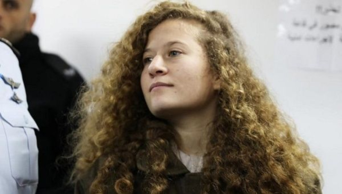 La adolescente palestina Ahed Tamimi sale de prisión