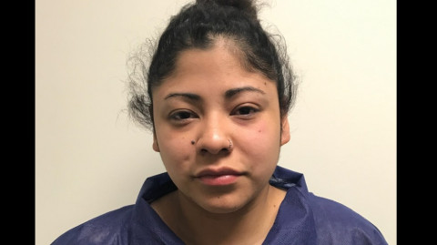 Hija de exsecretario de Inteligencia es detenida por apuñalar a un hombre