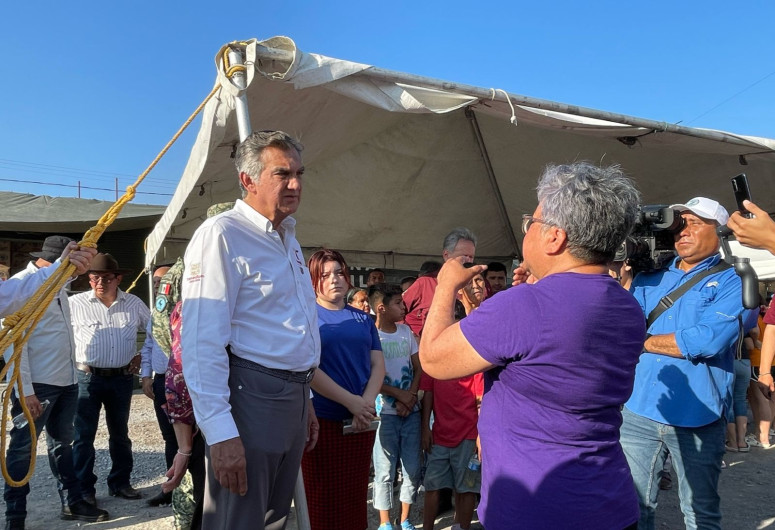 Anuncia gobernador apoyos a colonias afectadas por tormenta