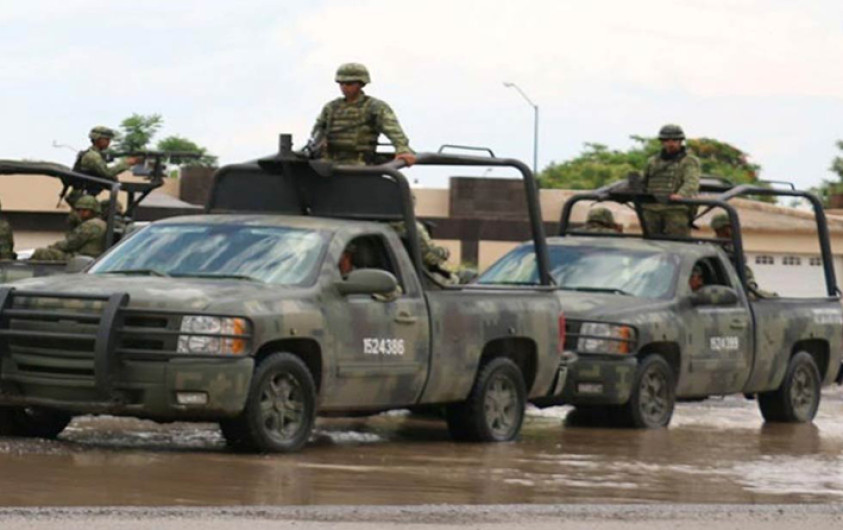 Accidente vial deja 3 militares muertos
