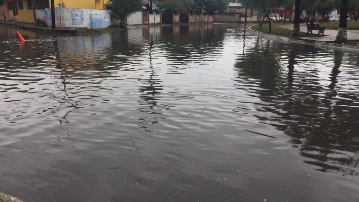Lluvias dejan zonas inundadas en Matamoros