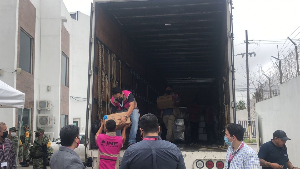 Recibe INE boletas electorales para diputaciones federales