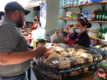 Panaderías mantiene a buen precio Rosca de Reyes 