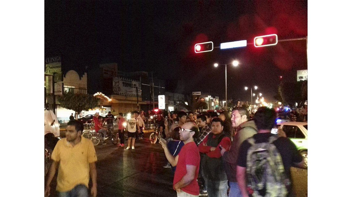 Se presentan disturbios por "Gasolinazo" en Guanajuato