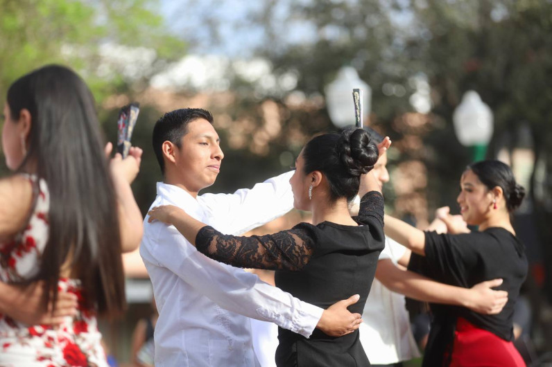 Invitan a tardes de danzón en la plaza Juárez