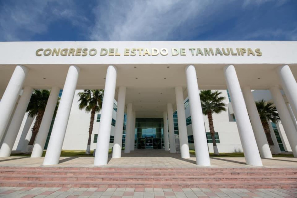 Manuel Canales da positivo a COVID-19, 3 diputados más esperan resultados