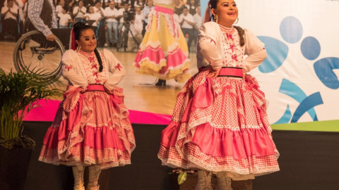 Con la participación de personas con discapacidad se realiza “Talento DIF” 