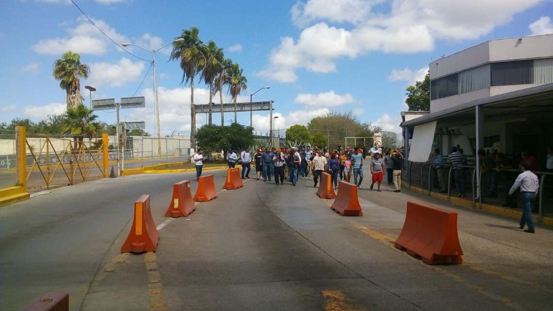 Migrantes presionan a autoridades federales, estas buscan el diálogo