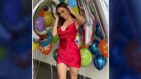 Cynthia Rodríguez recibe sorpresa de Carlos Rivera por su cumpleaños