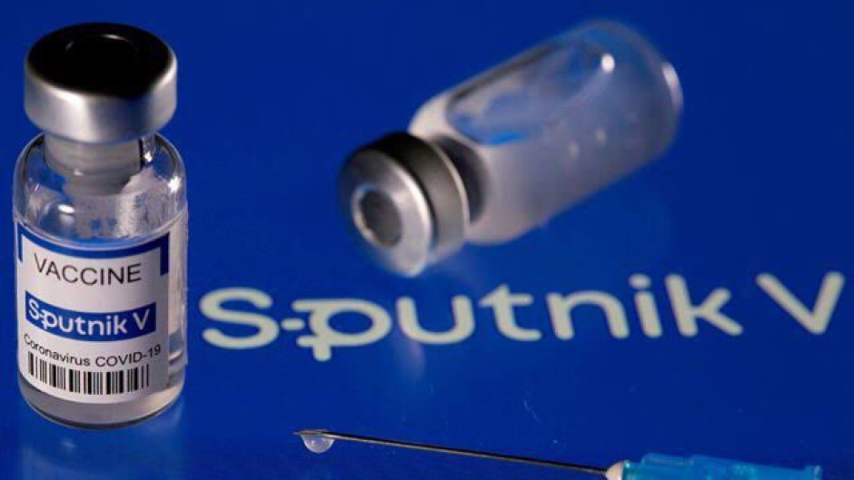 OMS suspende evaluación de la vacuna Sputnik V