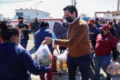 Encabezó Carlos Peña Ortiz acciones de bienestar en San Valentín 