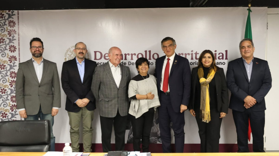 Acuerdan gobernador y Sedatu fortalecer regularización de tenencia de la tierra