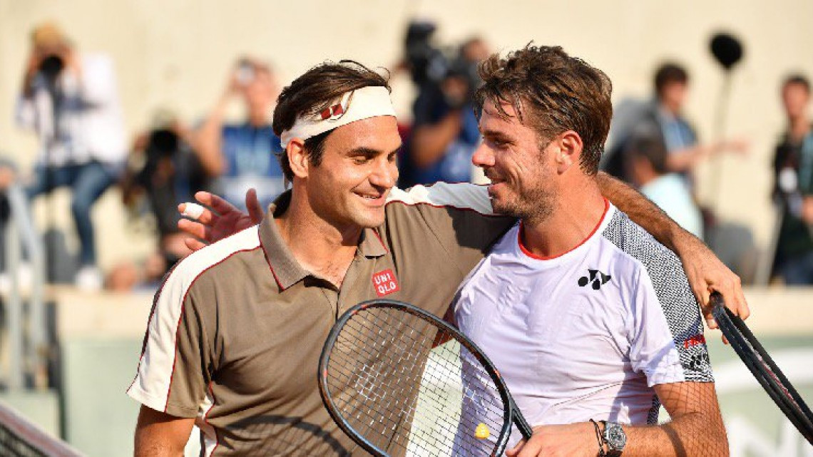 Federer logra avanzar a semifinales en Roland Garros  
