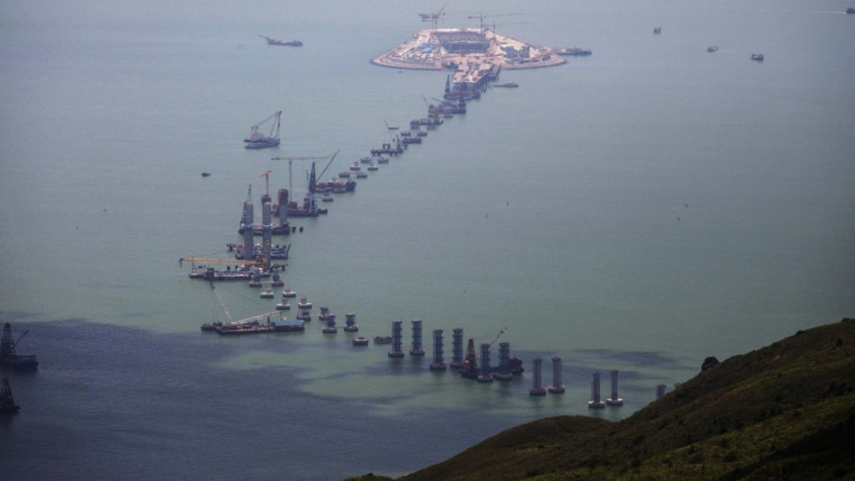 China edifica el puente marítimo más grande del mundo 