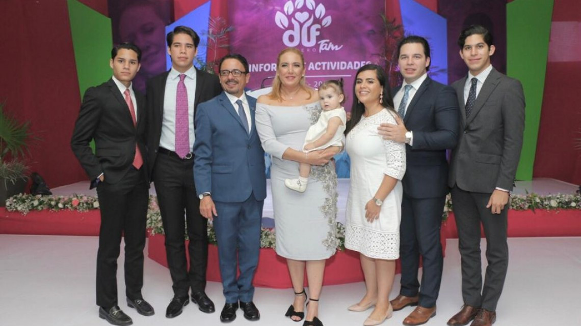 Angy de la Garza de Zorrilla rinde Informe de Actividades del Sistema DIF Madero 2016-2018